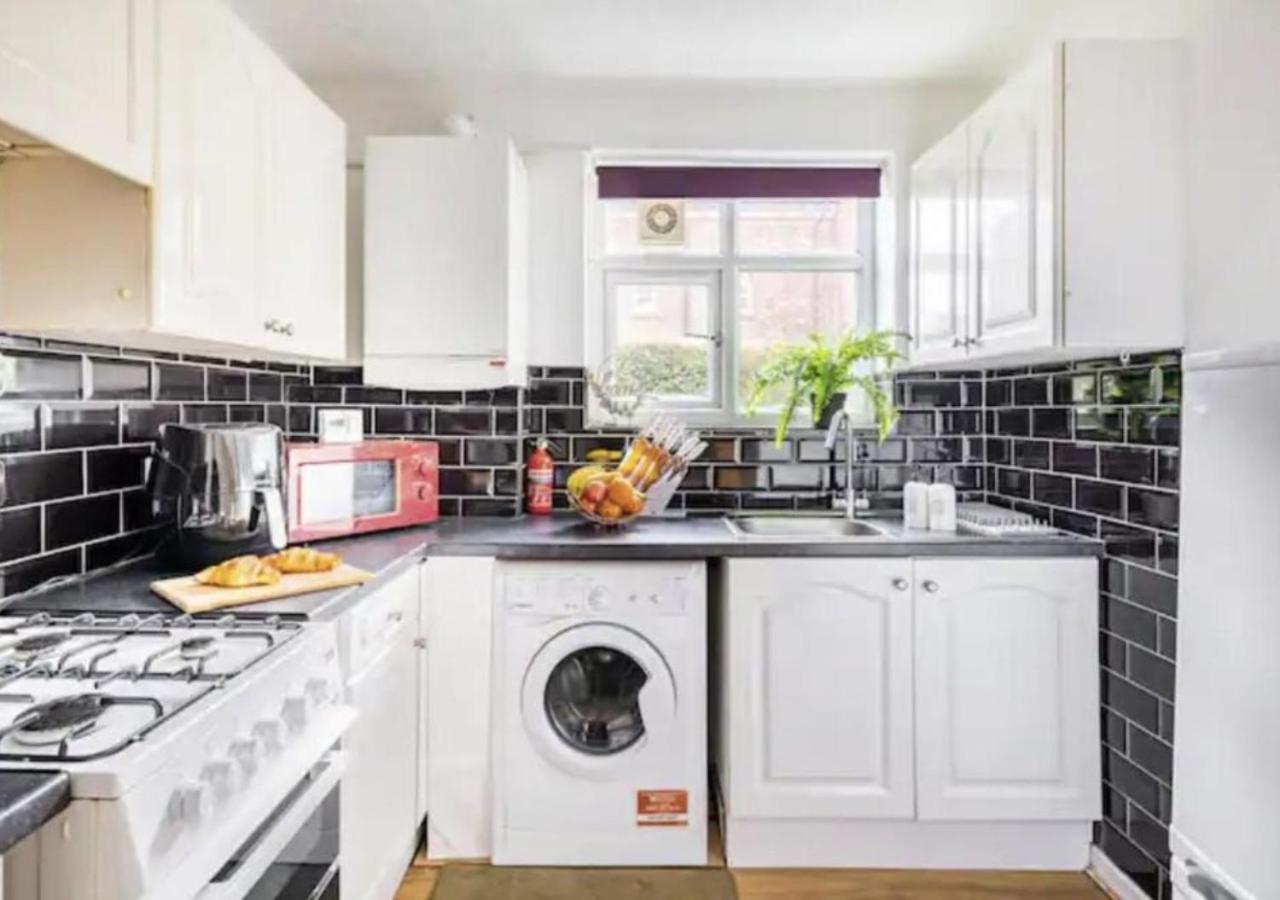 Renovated 2-bedroom In With Free Wifi, Private Entrance, And Easy Access To Trafford Centre & Manchester Airport Sale
