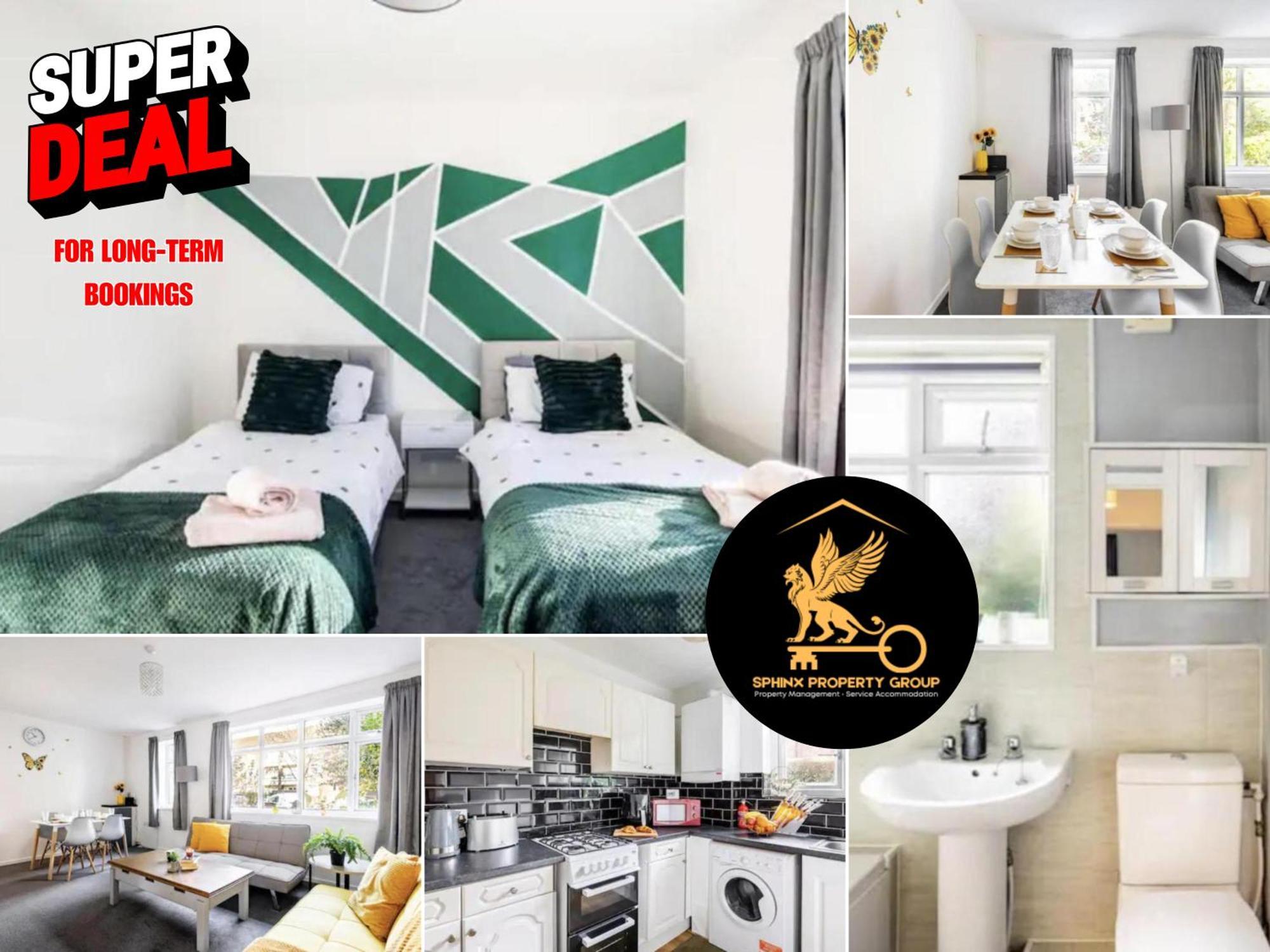Renovated 2-bedroom In With Free Wifi, Private Entrance, And Easy Access To Trafford Centre & Manchester Airport *